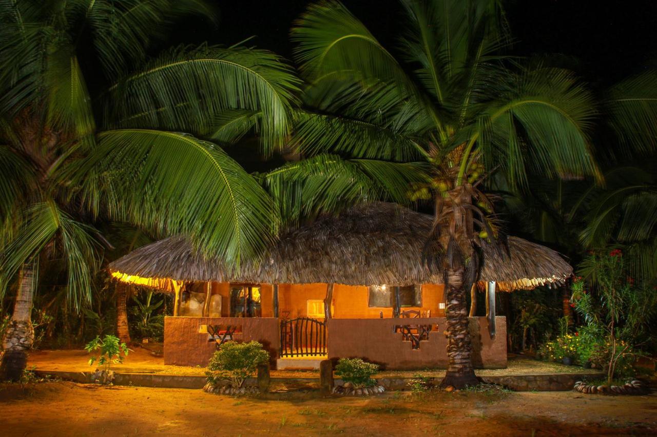 Yalaway Nature Villa ทิซซามาฮารามา ภายนอก รูปภาพ